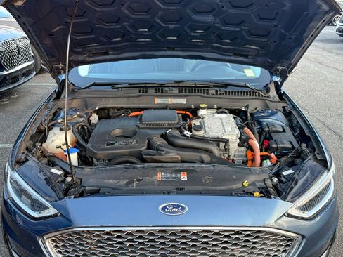 Used 2019 Ford Fusion Energi Titanium image 15