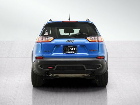 Used 2020 Jeep Cherokee Trailhawk w/ Cold Weather Group AWD/4WD image 4