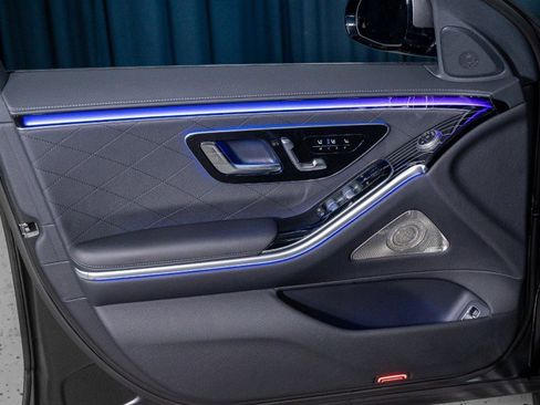 New 2026 Mercedes-Benz S 580 4MATIC Sedan image 11