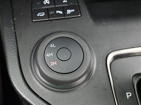 Used 2020 Ford Ranger Lariat w/ Equipment Group 501A Mid image 25