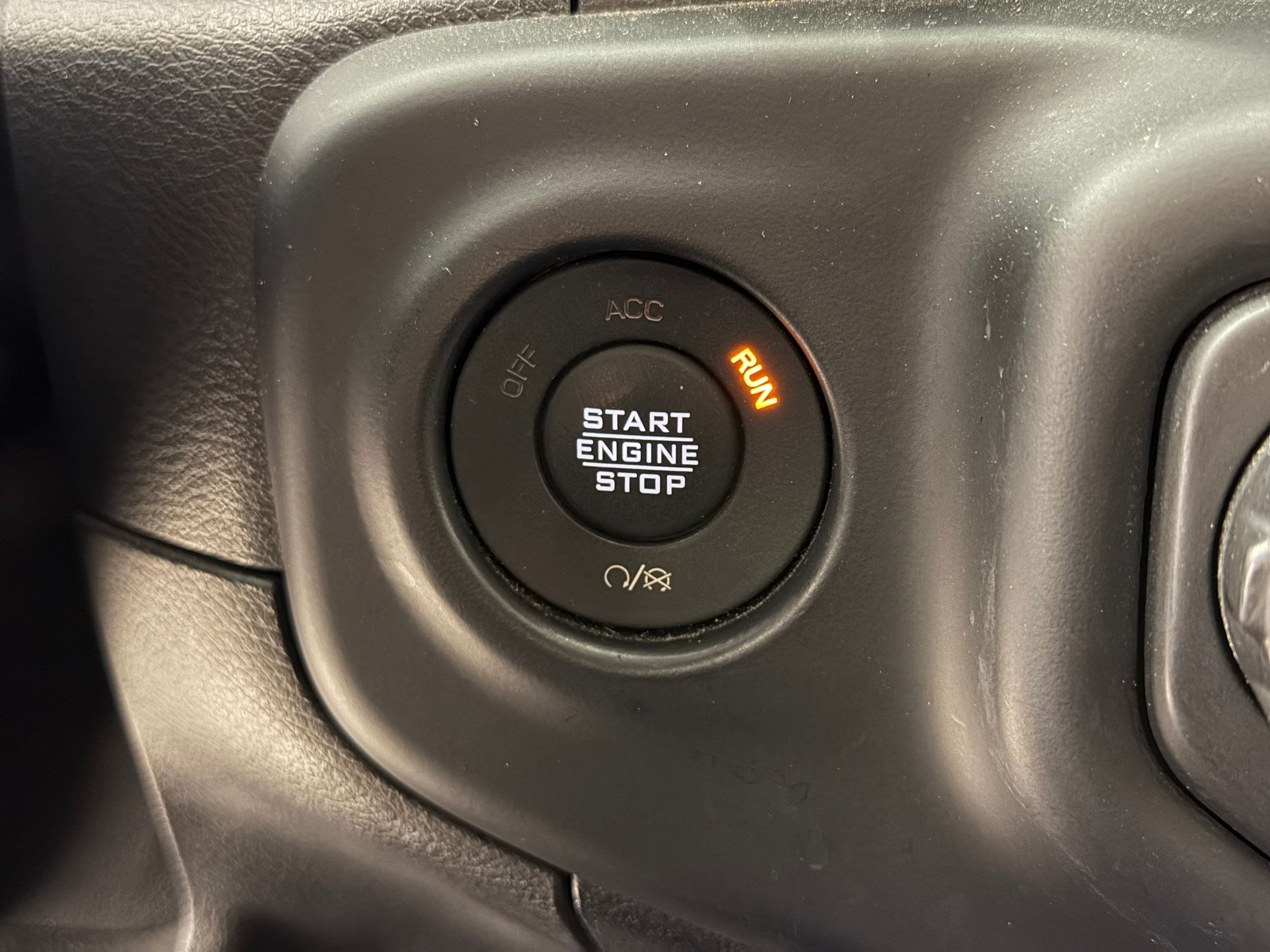 Used 2021 Jeep Wrangler Unlimited Sahara AWD/4WD image 16