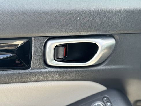 Used 2023 Honda Civic EX image 24