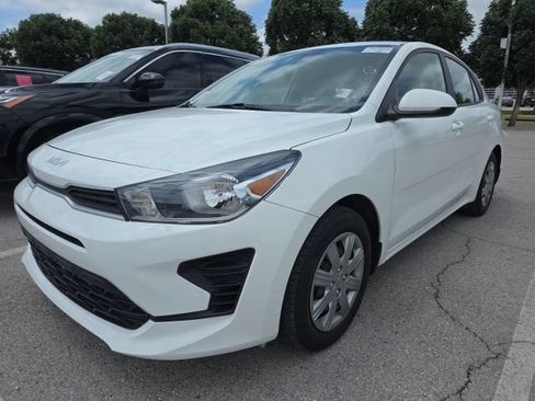 Used 2023 Kia Rio S FWD image 3