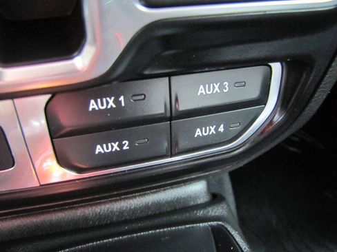 Used 2022 Jeep Wrangler Unlimited Rubicon 4xe w/ Cold Weather Group AWD/4WD image 47