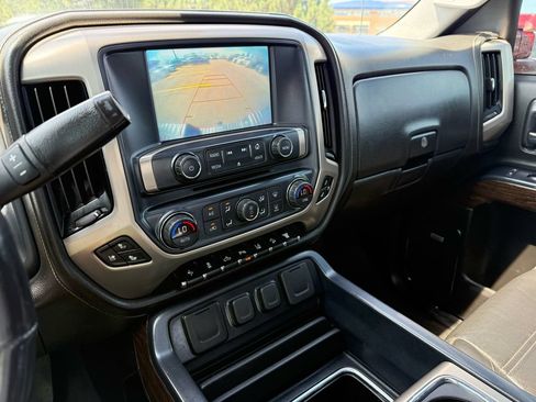 Used 2019 GMC Sierra 2500 Denali AWD/4WD image 35