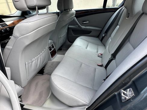 Used 2010 BMW 528i Sedan image 13