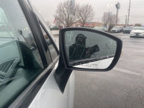 Used 2021 Ford EcoSport SES w/ Interior Protection Package image 7