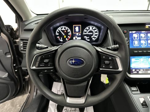 Used 2022 Subaru Outback 2.5i image 21