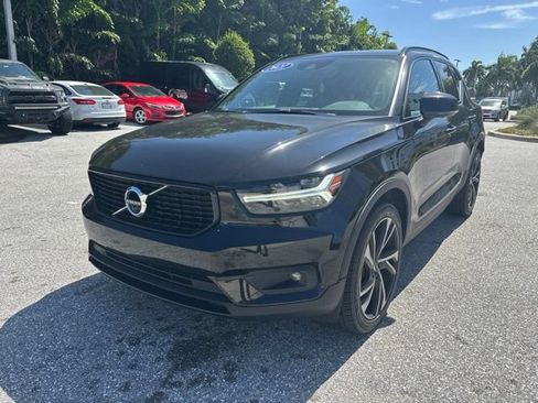 Used 2021 Volvo XC40 T5 R-Design AWD/4WD image 5