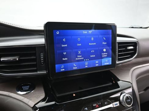 Certified 2023 Ford Explorer Platinum AWD/4WD image 15