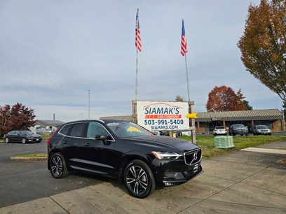 Used 2018 Volvo XC60 T5 Momentum w/ Convenience Package