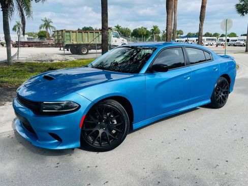 Used 2023 Dodge Charger GT RWD image 1