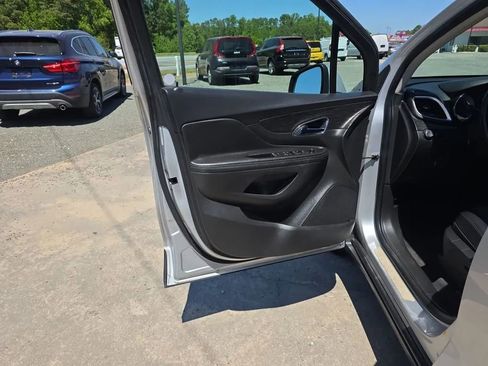 Used 2016 Buick Encore AWD image 34