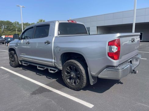 Used 2017 Toyota Tundra SR5 w/ SR5 Upgrade Package RWD image 4