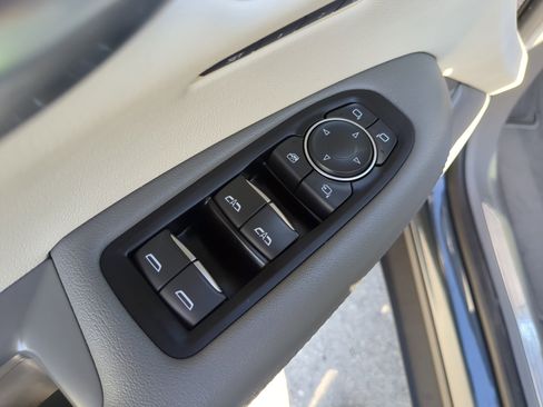 Used 2019 Cadillac XT5 Luxury image 18