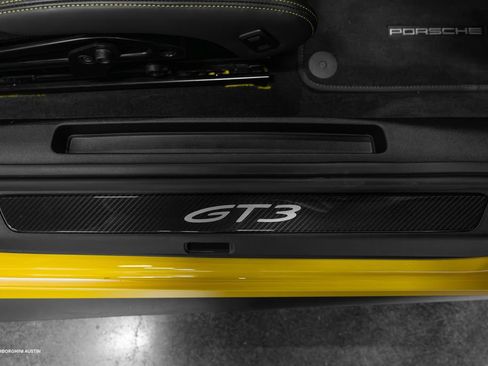 Used 2022 Porsche 911 GT3 RWD image 35