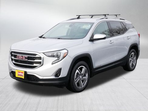 Used 2020 GMC Terrain SLT image 3