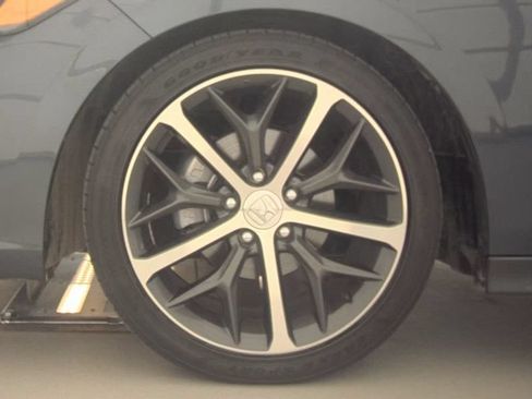Used 2024 Honda Civic Touring image 15