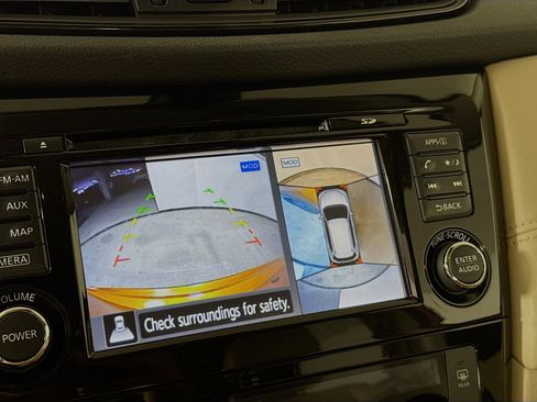 Used 2017 Nissan Rogue SL w/ SL Premium Package image 16