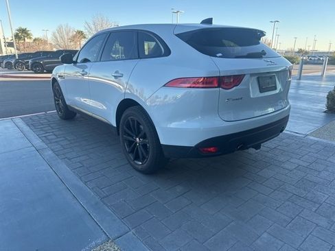 Used 2020 Jaguar F-PACE Prestige image 7