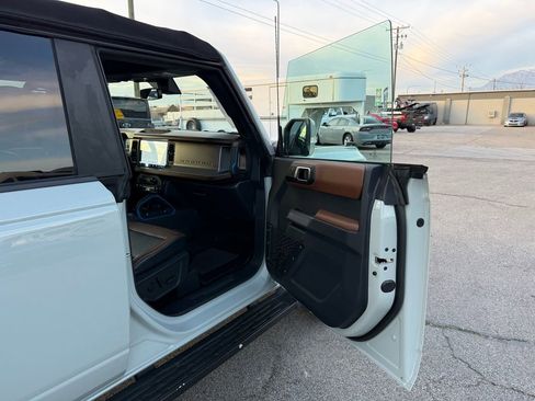 Used 2021 Ford Bronco Outer Banks image 14