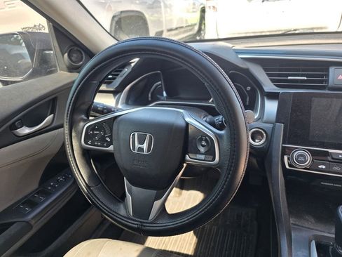 Used 2017 Honda Civic EX image 8