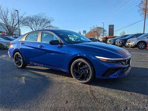 New 2026 Hyundai Elantra SEL Sport Premium image 2