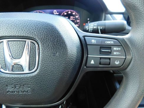 Used 2025 Honda Accord SE image 25