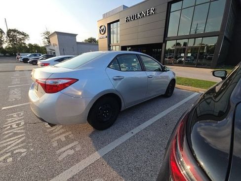 Used 2014 Toyota Corolla LE FWD image 22