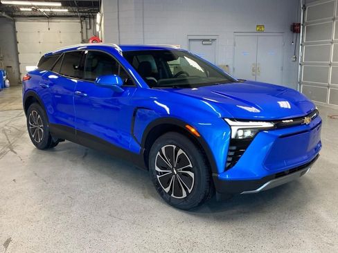 New 2025 Chevrolet Blazer EV LT image 1