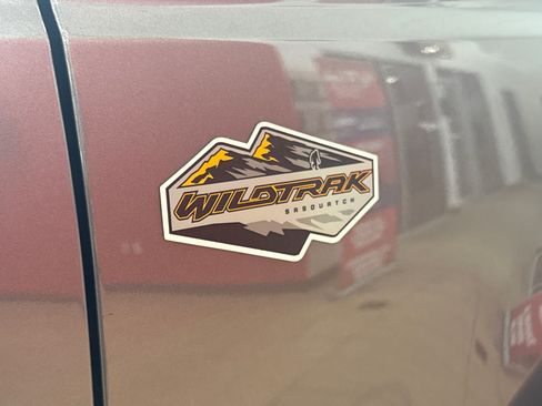 Certified 2023 Ford Bronco Wildtrak AWD/4WD image 8