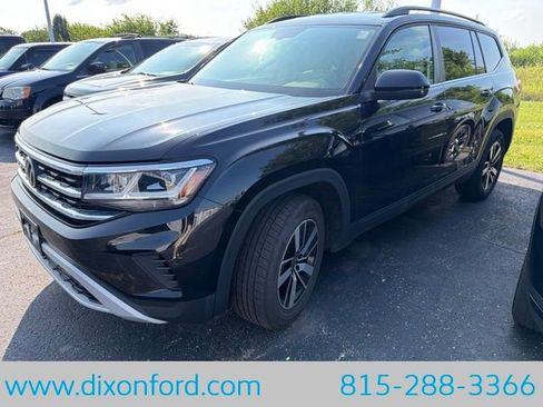 Used 2023 Volkswagen Atlas SE AWD/4WD image 1
