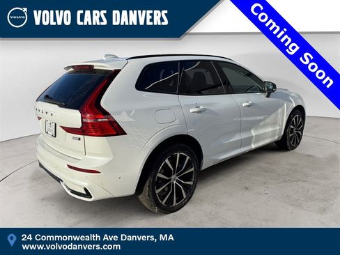 Certified 2025 Volvo XC60 B5 Plus image 5