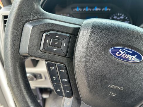 Used 2017 Ford F250 XL w/ Power Equipment Group RWD image 21