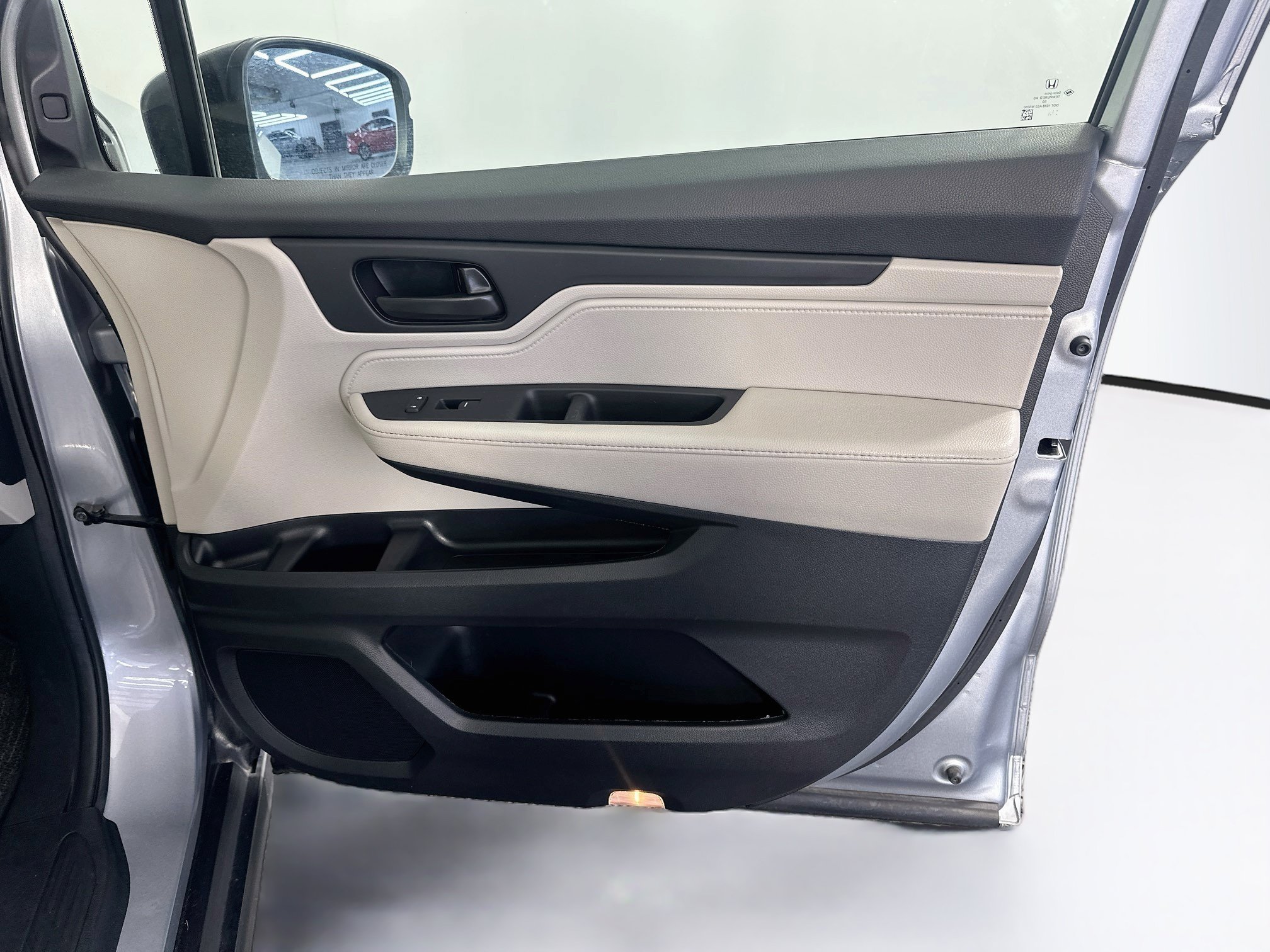 Used 2025 Honda Odyssey EX-L image 33