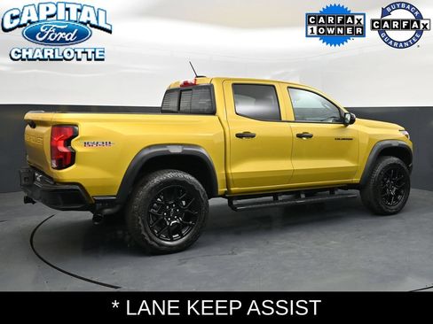 Used 2024 Chevrolet Colorado Trail Boss w/ LPO, Dark Essentials Package AWD/4WD image 7