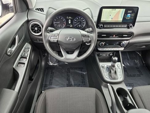 Certified 2023 Hyundai Kona SEL w/ Convenience Package image 12