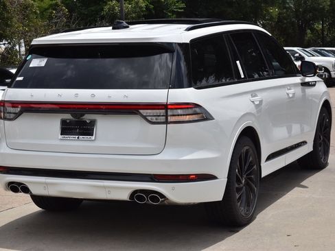 New 2026 Lincoln Aviator Reserve AWD/4WD image 7