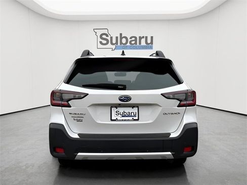 Used 2025 Subaru Outback Limited w/ Popular Package #2 image 6