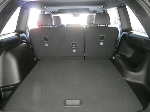 Used 2024 Jeep Grand Cherokee Altitude image 29