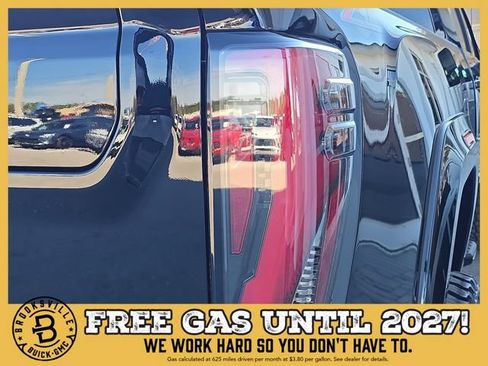 New 2026 GMC Sierra 2500 AT4 w/ Technology Package AWD/4WD image 8