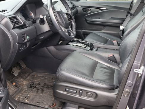 Used 2019 Honda Pilot Elite image 4