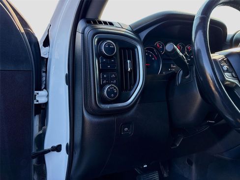 Used 2021 Chevrolet Silverado 2500 LT w/ Convenience Package image 10