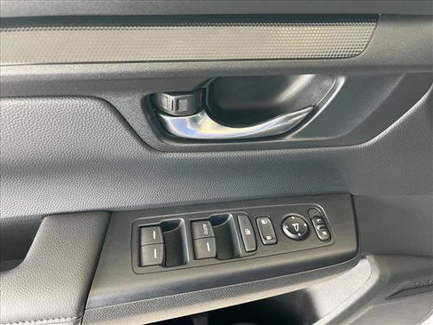 Used 2026 Honda CR-V LX image 17