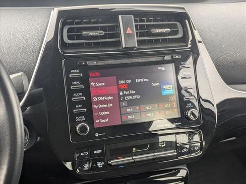 Used 2021 Toyota Prius Prime LE image 12