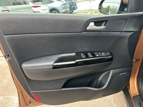 Used 2018 Kia Sportage EX w/ EX Technology Package image 14