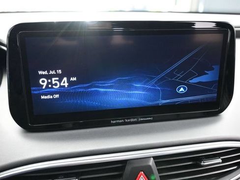 Used 2022 Hyundai Santa Fe Limited FWD image 10