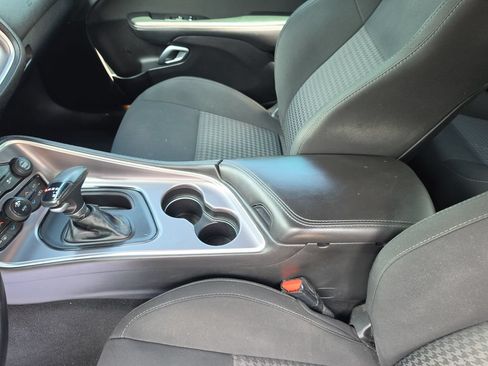 Used 2019 Dodge Challenger R/T w/ Blacktop Package RWD image 23