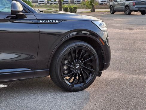 Used 2023 Lincoln Aviator Black Label w/ Jet Package image 8