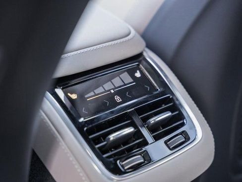 New 2026 Volvo XC90 B5 Ultra AWD/4WD image 34